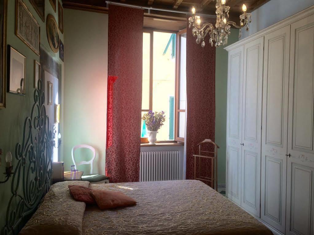 Ferienwohnung La Stagione Dell'Arte Camaiore Exterior foto